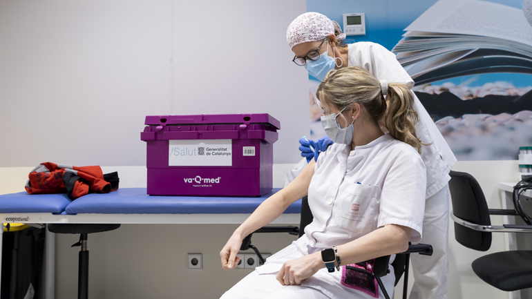 Αυτοκινητοβιομηχανία θα εμβολιάζει τον πληθυσμό κατά του Covid-19